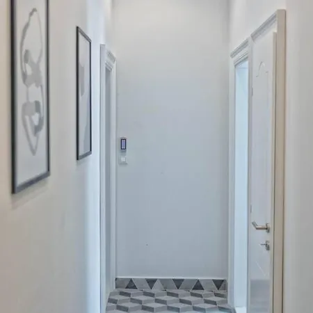 Style Room Freedom Split Exterior photo