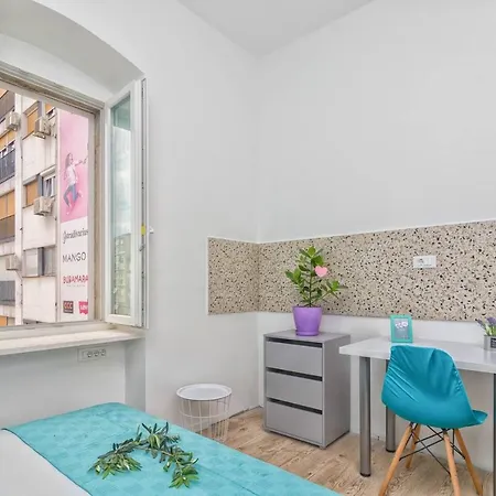 Style Room Freedom Split Exterior photo